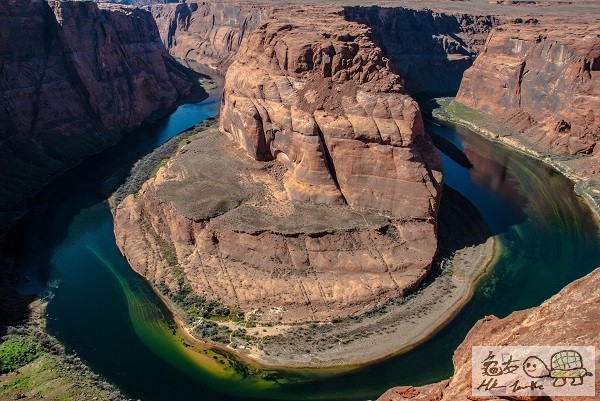 horseshoe-bend-1269570_1920.jpg